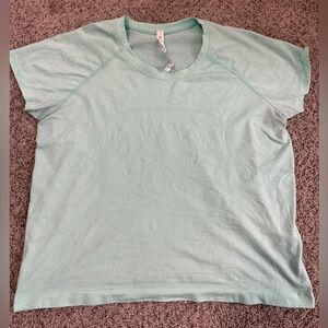 Lululemon Size 14 Swiftly Tech Short Sleeve Shirt 2.0 *RACE LENGTH